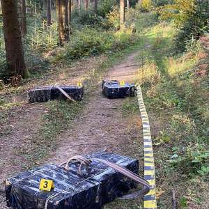 Țigări în valoare de aproximativ 35.000 lei confiscate la frontiera de nord