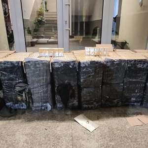 Țigări în valoare de peste 58.000 de lei confiscate la frontiera cu Ucraina