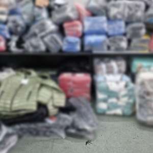 Bunuri susceptibile a fi contrafăcute în valoare de peste 15 milioane lei, descoperite, în această săptămână, la graniţa cu Bulgaria