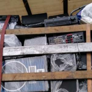 Nădlac II: peste 80 de tone de deșeuri oprite la intrarea în țară