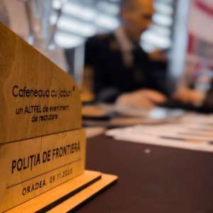 Cum devii poliţist de frontieră? Te aşteptăm la ŞPAPF Oradea! Oferta educaţională a şcolii prezentată tinerilor participanţi la un eveniment cu profil de recrutare