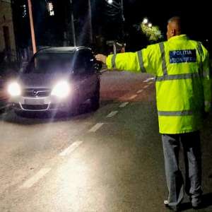 Șoferi fără permise de conducere depistați în trafic