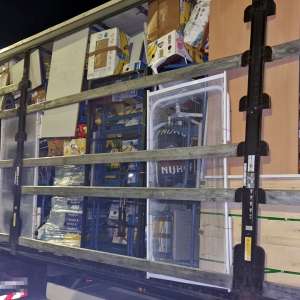 Peste 72 de tone deşeuri din Germania, Olanda și Cehia, oprite la Nădlac II și Borș II