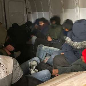 18 cetăţeni străini, opriți la graniţa cu Ungaria