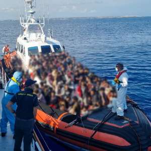 Două nave ale Gărzii de Coastă au revenit acasă din misiune internațională, unde au participat la acţiuni de căutare şi salvare pe mare. Peste 3000 de persoane se aflau în pericol