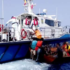 Două nave ale Gărzii de Coastă au revenit acasă din misiune internațională, unde au participat la acţiuni de căutare şi salvare pe mare. Peste 3000 de persoane se aflau în pericol