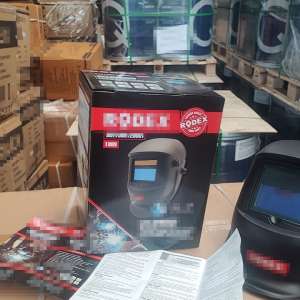 Bunuri susceptibile a fi contrafăcute, în valoare de aproximativ două milioane lei, descoperite în Portul Constanţa