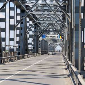 Prelungirea perioadei lucrărilor de reparație pe Podul Prieteniei