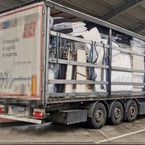 Peste 46 tone deşeuri oprite la intrarea în țară