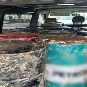 1700 litri de motorină depistaţi de poliţiştii de frontieră într-o autoutilitară condusă de un cetăţean român