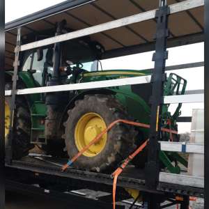 Tractor estimat la 70.000 de euro, căutat de autorităţile din Belgia, descoperit în PTF Borș II