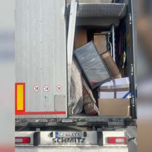 Deşeuri din  Slovenia,Germania, Ungaria și Polonia oprite la Borș II și Nădlac II. Peste 95 de tone de diverse bunuri