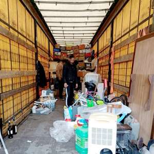 Deşeuri din vestul Europei oprite la Borș II și Nădlac II. Peste 65 de tone de diverse bunuri