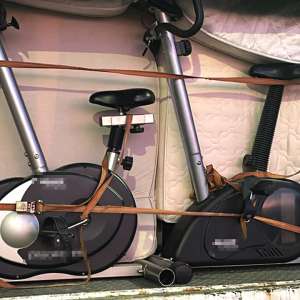 Deşeuri din vestul Europei, oprite la Nădlac II. Peste 100 de tone de diverse bunuri