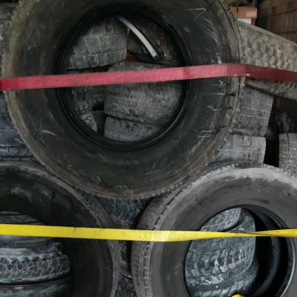 Deşeuri din vestul Europei, oprite la Nădlac II. Peste 100 de tone de diverse bunuri