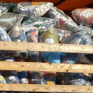 Deşeuri din vestul Europei, oprite la Nădlac II. Peste 100 de tone de diverse bunuri