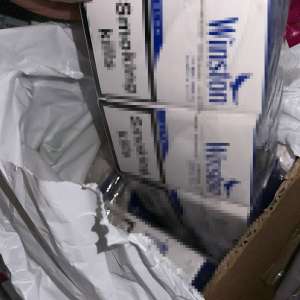 2.000 pachete de țigări de contrabandă, descoperite ascunse într-un autocar la P.T.F. Nădlac II