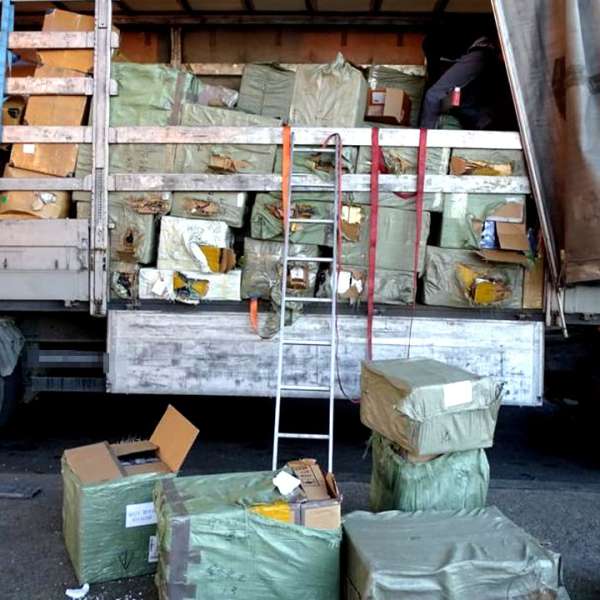 Mii de bunuri de lux, susceptibile a fi contrafăcute, în valoare de aproximativ 3.500.000 milioane de lei, descoperite în P.T.F. Calafat