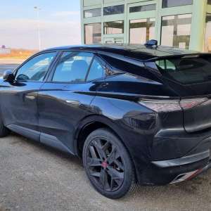 Mașină căutată de autoritățile italiene, descoperită în Petea