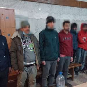 Şapte cetățeni străini care au trecut ilegal frontiera de stat, descoperiți de polițiștii de frontieră din cadrul Gărzii de Coastă