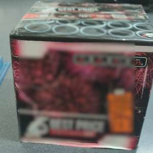 Cutii cu articole pirotehnice, însumând sute de focuri, confiscate în PTF Albița