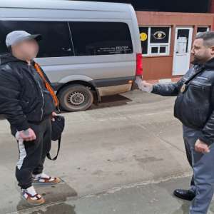 Permis de conducere fals, cumpărat cu 300 de euro