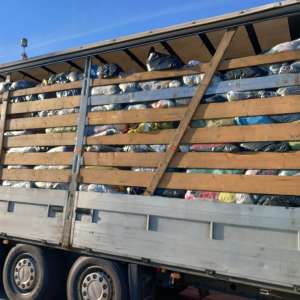 Automarfare cu peste 30 de tone de deșeuri, oprite la intrarea în țară