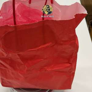 O jumătate de kilogram de substanțe interzise, descoperite într-un autoturism, într-o localitate din Maramureş