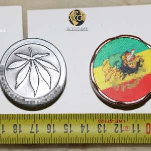 Maramureș/Aproximativ 2 kilograme de droguri găsite ca urmare a perchezițiilor efectuate într-un dosar penal de trafic de droguri de mare risc