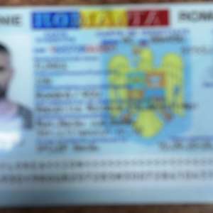 Carte de identitate falsă descoperită asupra unui cetăţean din Republica Moldova