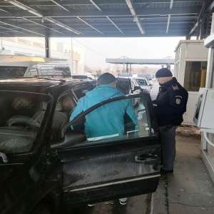 Depistat la controlul de frontieră, fără drept de circulaţie