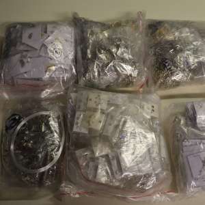 Aproximativ 19 kg de bijuterii, descoperite ascunse în bagajul de mână al unei femei, la Aeroportul Henri Coandă