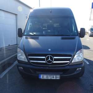 Peste 11.000 de țigarete ascunse și nedeclarate, descoperite de polițiștii de frontieră în P.T.F Calafat