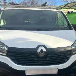 Autoutilitară cu numere de înmatriculare false descoperită de poliţiştii de frontieră brăileni