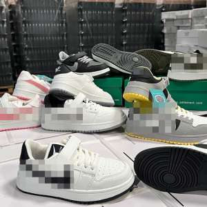 Bunuri susceptibile a fi contrafăcute, de aproximativ cinci milioane lei, depistate în Portul Constanța