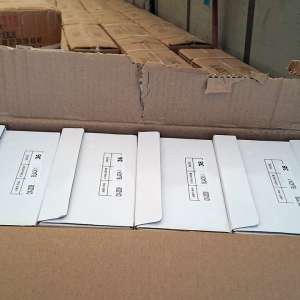 Peste 3.000 perechi de încălțăminte sport susceptibile a fi contrafăcute, descoperite în PTF Bechet