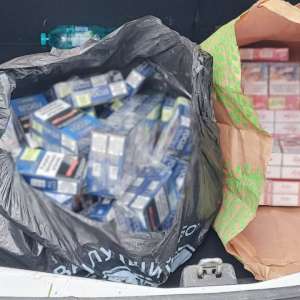 Țigări destinate comercializării ilegale, confiscate de către polițistii de frontieră