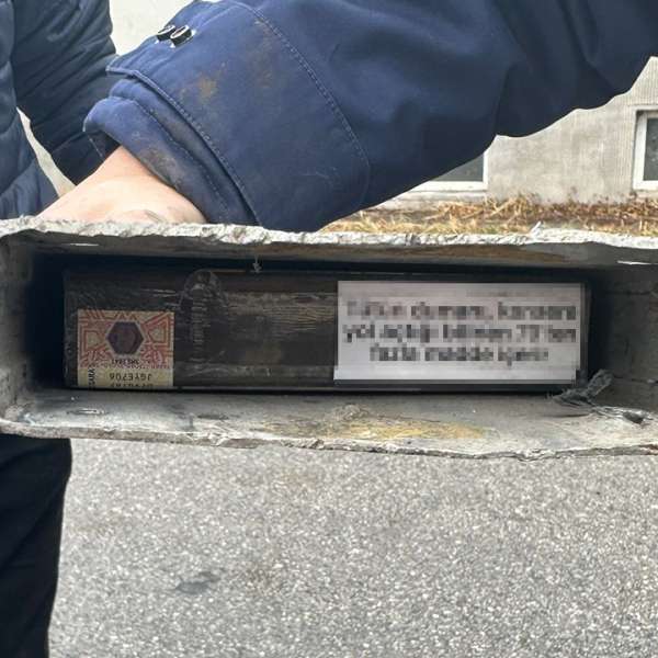 5.400 de țigarete, ascunse în barele prelatei unui ansamblu rutier, descoperite la PTF Turnu Măgurele