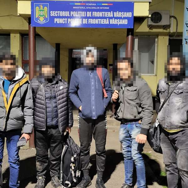 18 migranţi opriţi la frontiera de vest: 5 dintre ei, depistaţi cu ajutorul unei drone