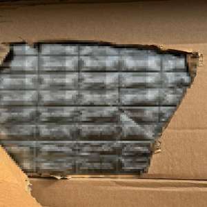 Camion încărcat cu sute de mii de pachete cu ţigări și articole de parfumerie, în valoare de peste 11 milioane de lei, descoperit la P.T.F. Giurgiu