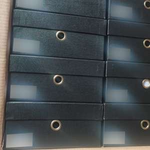 Pantofi sport susceptibili a fi contrafăcuţi, în valoare de 1.200.000 lei, depistaţi în Portul Constanța