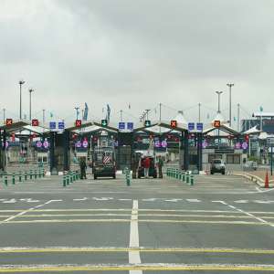 Regatul Unit-România-Franţa, triplă cooperare în domeniul traficului de persoane, în Portul Calais