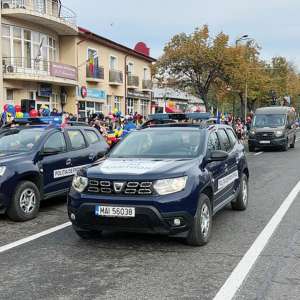 Sărbătoarea Zilei Naționale a României: Parade militare în toată țara