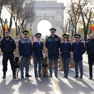 Sărbătoarea Zilei Naționale a României: Parade militare în toată țara