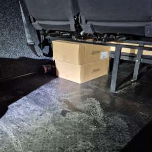 Ucrainean depistat în timp ce transporta aproximativ 30 de kg tutun de narghilea