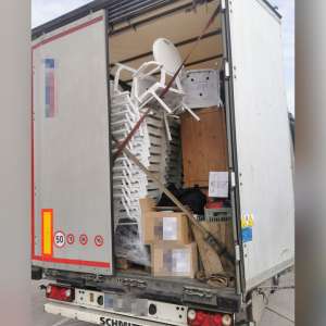 Deşeuri din  Germania, Spania și Olanda oprite la Borș II și Nădlac II. Aproximativ 60 de tone bunuri diverse