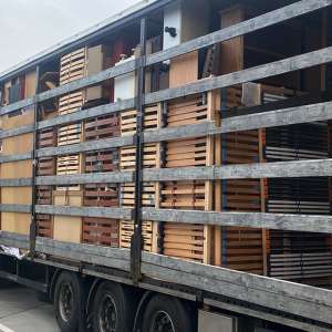 Deşeuri din  Germania, Italia și Olanda oprite la Borș II și Nădlac II. Aproximativ 78 de tone bunuri diverse