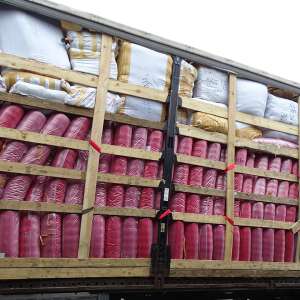 Zeci de mii de bunuri, susceptibile a fi contrafăcute, în valoare de aproximativ 4.000.000 de lei, descoperite de polițiștii de frontieră giurgiuveni