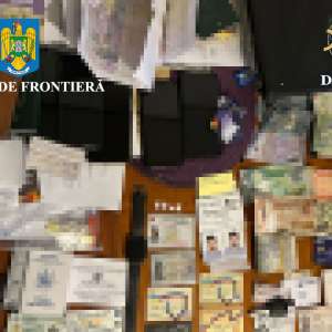 Grup infracțional organizat, specializat în trafic de migranți, destructurat de polițiștii de frontieră sub coordonarea DIICOT