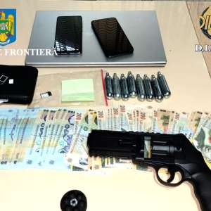 Grup infracțional organizat, specializat în trafic de migranți, destructurat de polițiștii de frontieră sub coordonarea DIICOT